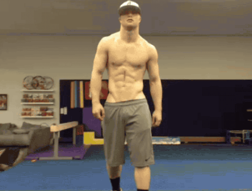 健身房猛男手把手教性感美女